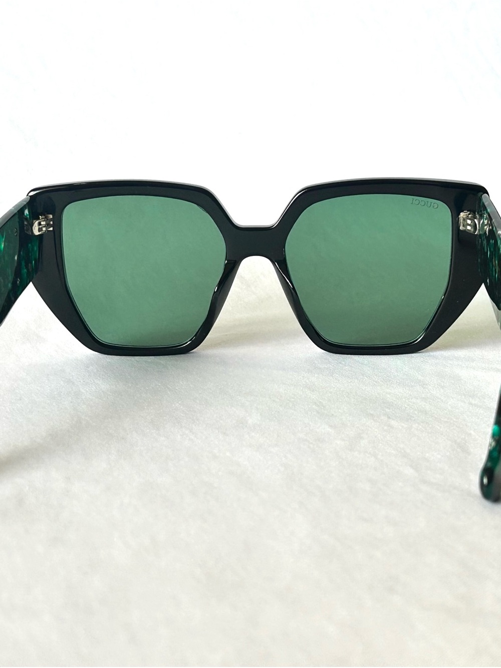 Gucci GG0956S 001 Oversized Black & Green Frame Sunglasses w Green Lenses - Picture 4 of 13